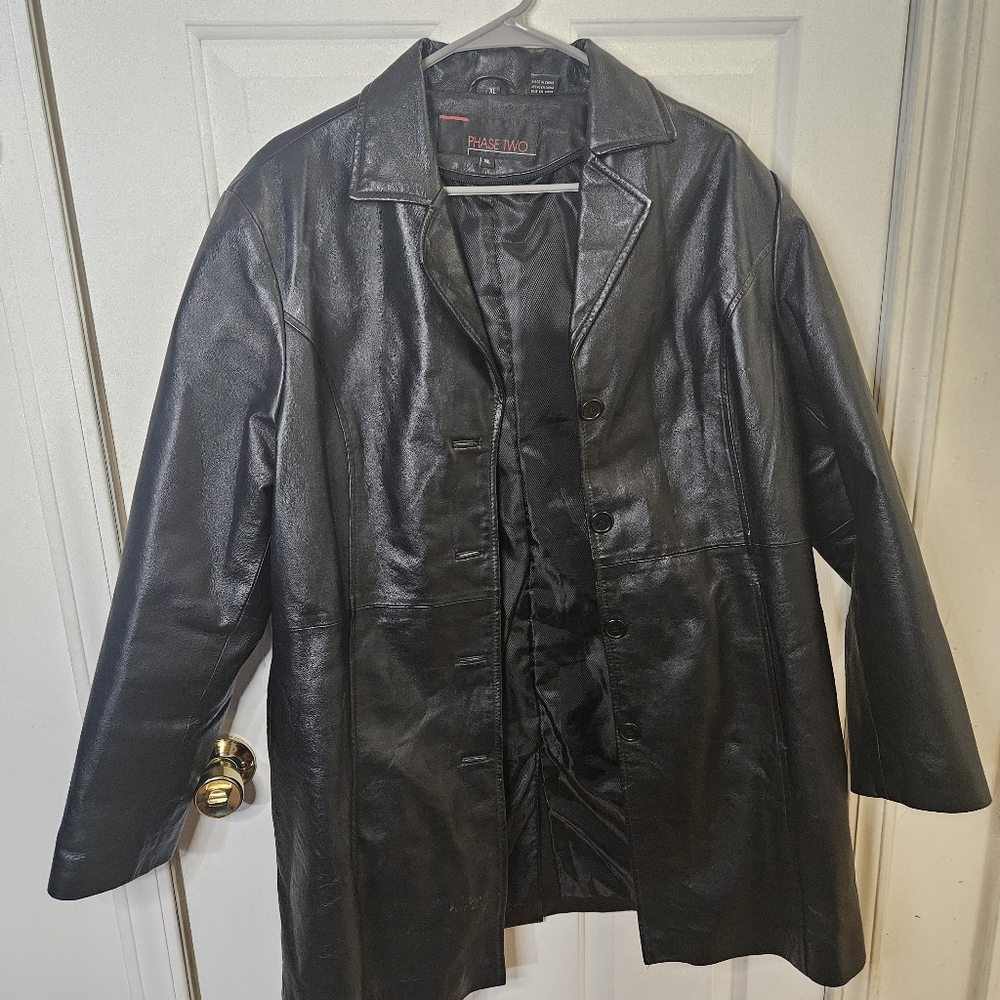 Phase Two Black Leather Men's Trench Coat Vintage 90s, Size XL 100% Leather